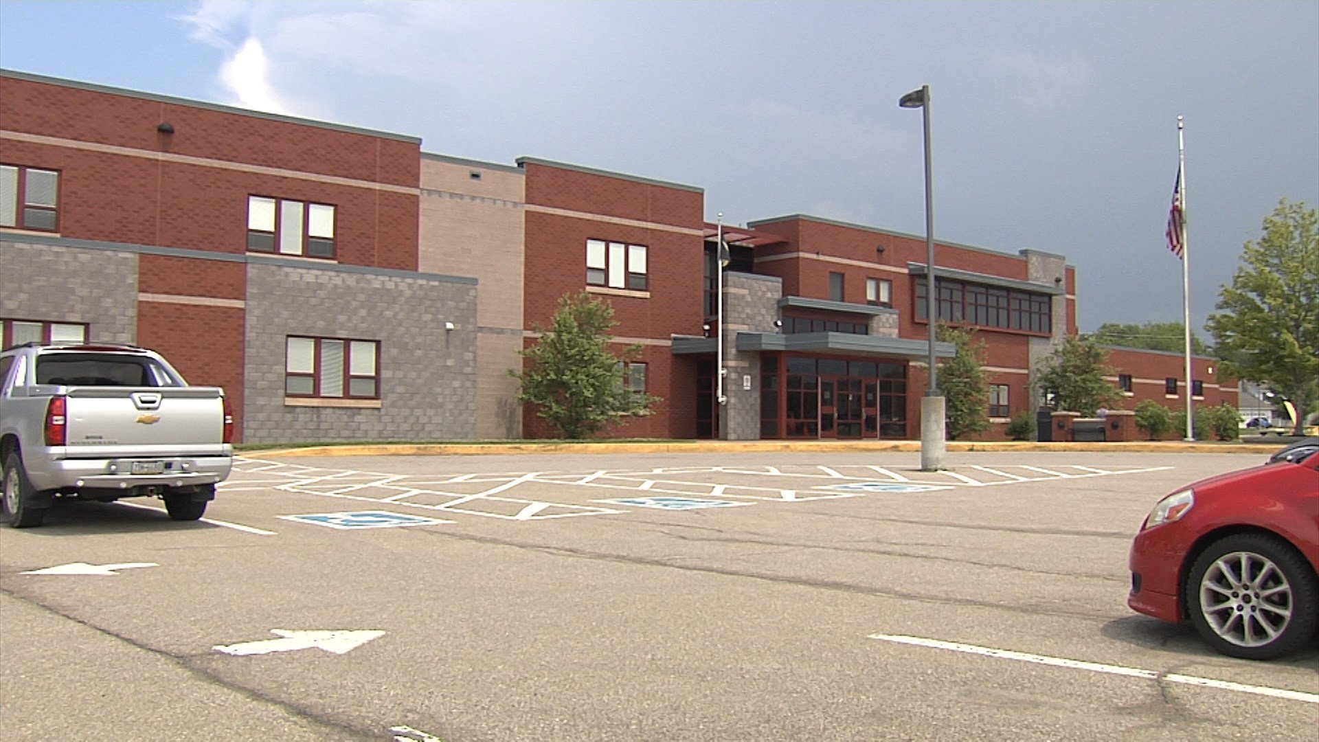 Iroquois Elementary School Employee Tests Positive for Coronavirus