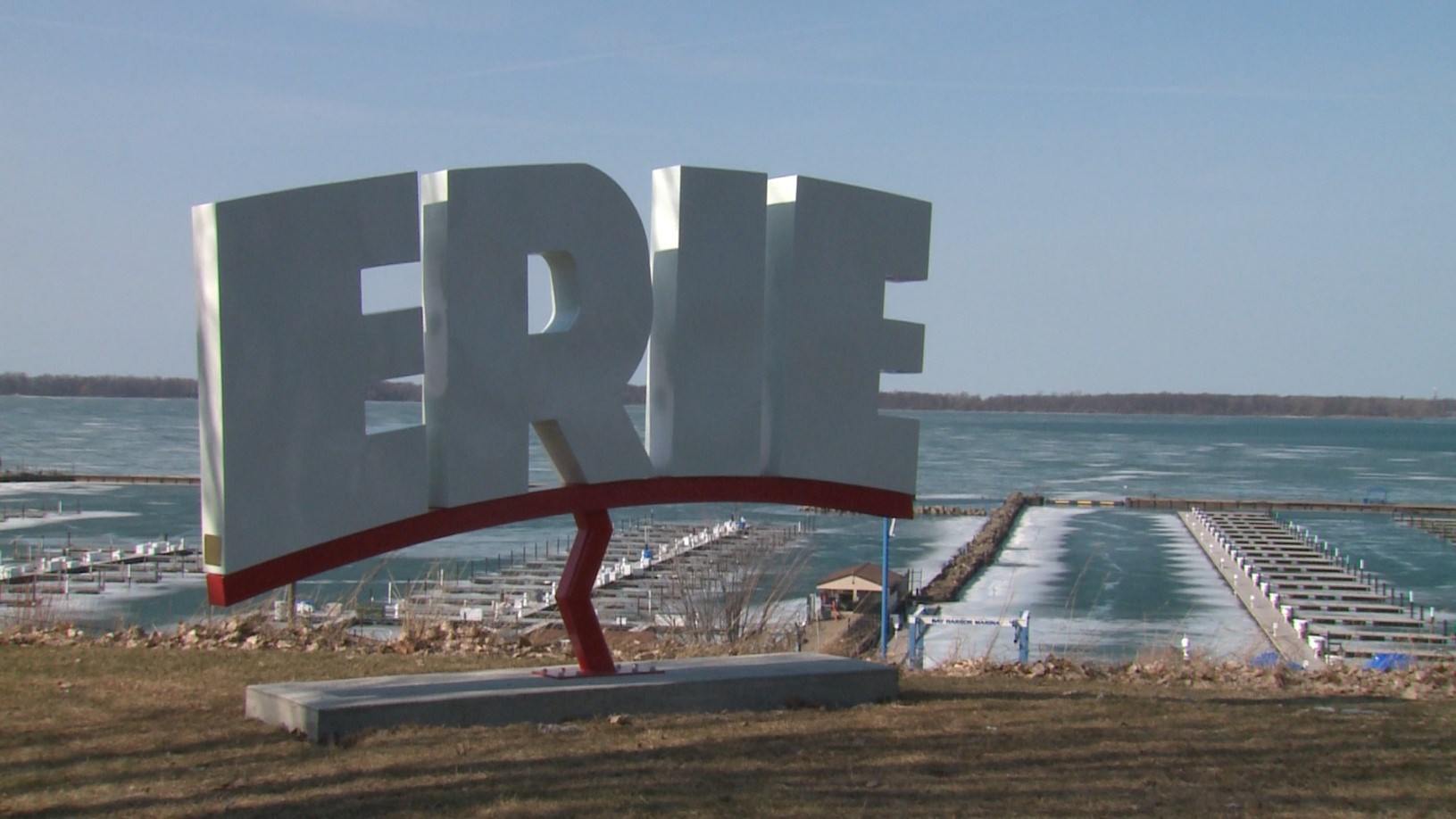 Massive New Sign Installed at Bayview Park