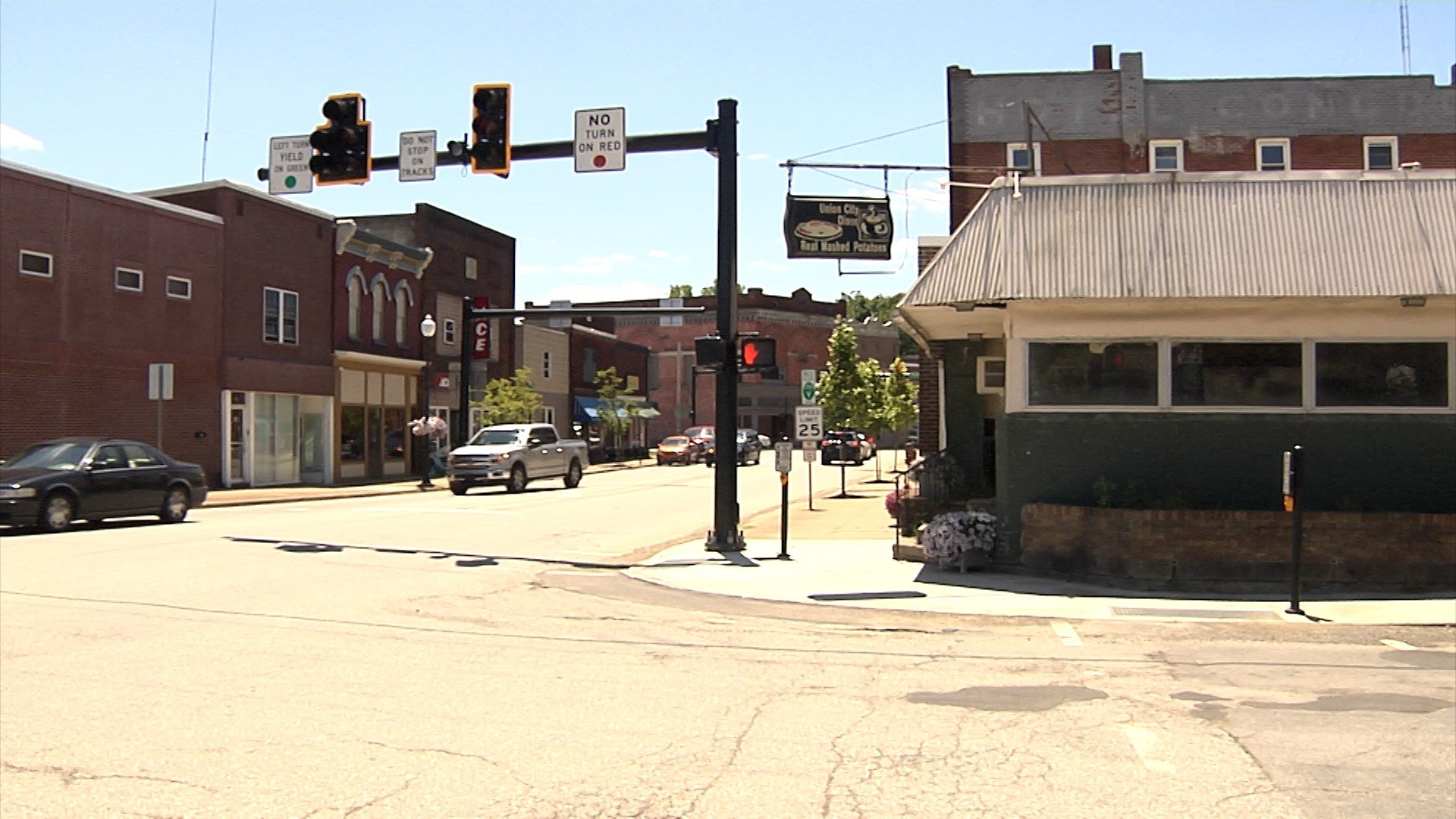 Community Invited to Help Union City with Public Mural Project