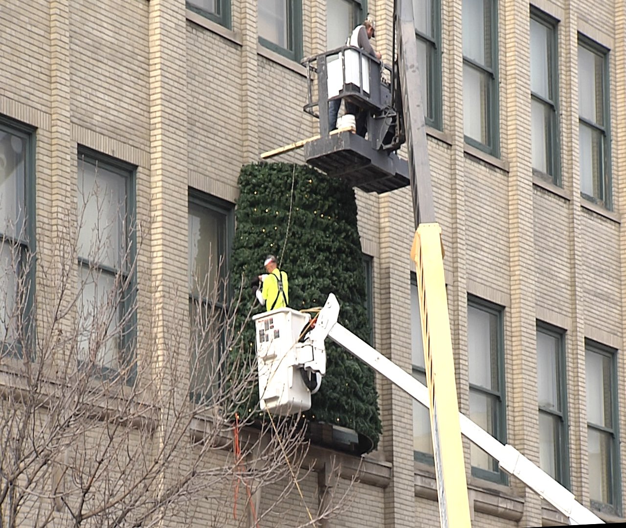 Boston Store Christmas Tree - Erie News Now | WICU and WSEE in Erie, PA