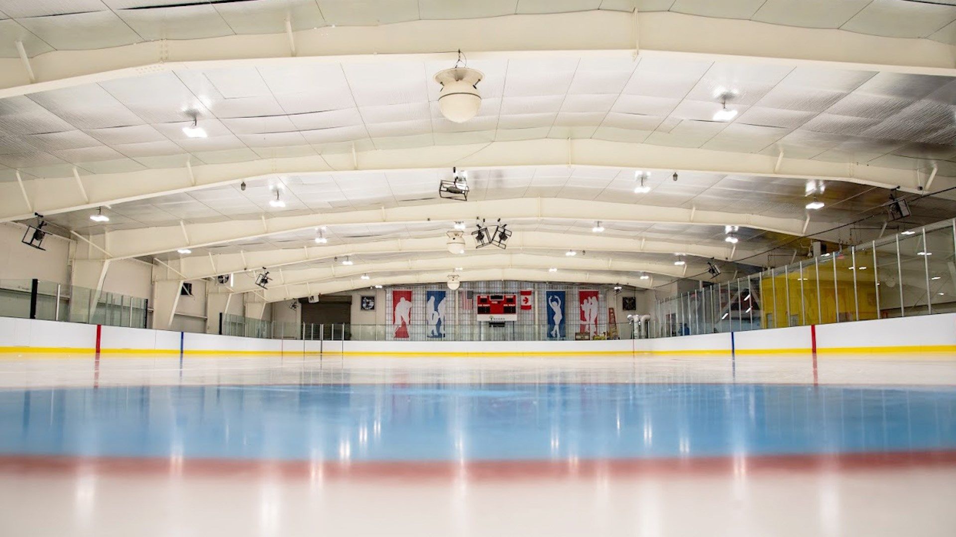 A Friday Night Skate At Flo Fabrizio Ice Rink Erie News Now WICU