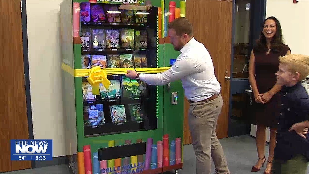 Book Vending Machine Unveiled Weny News