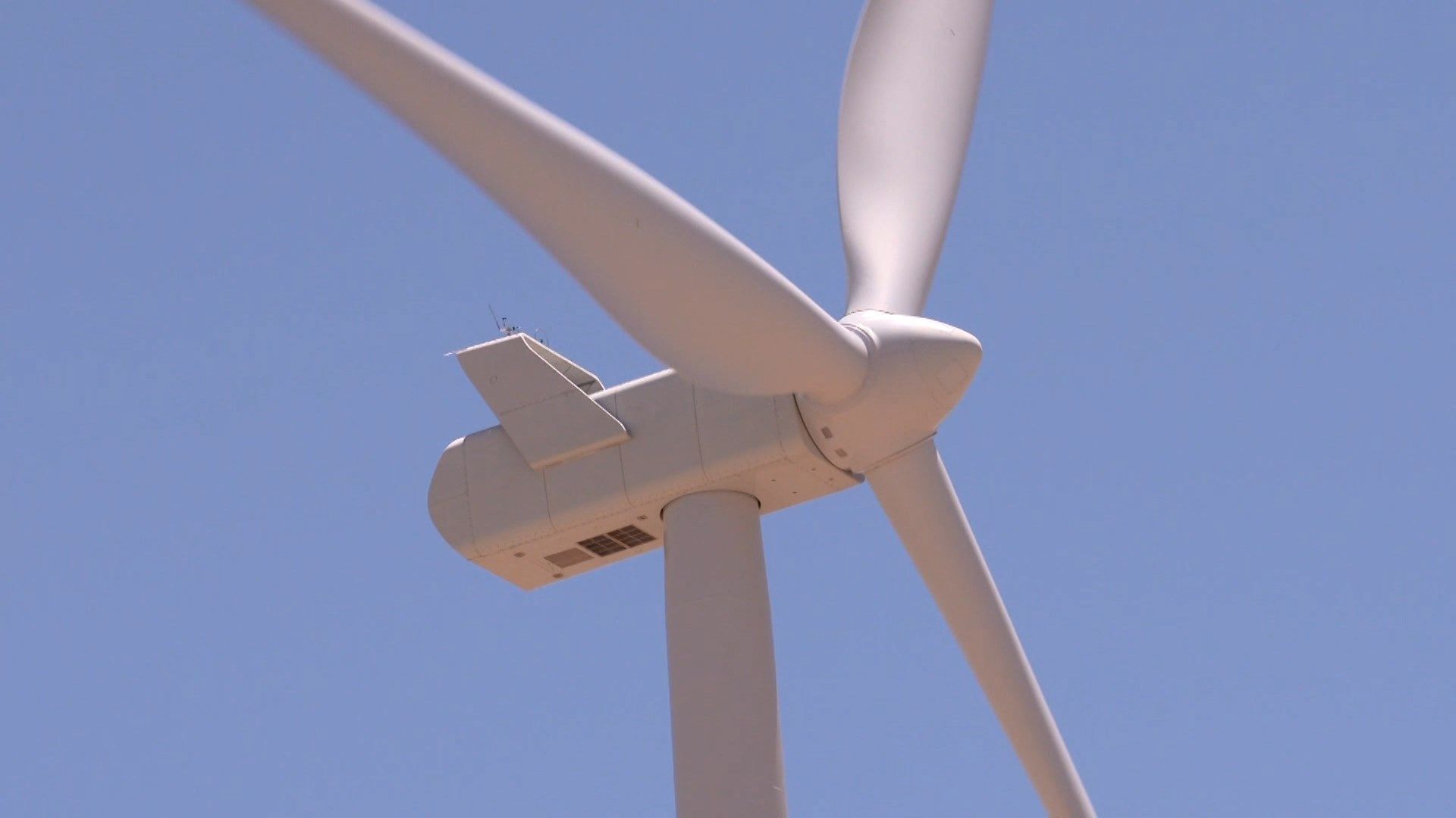 Legislation could bring new wind turbines to Lake Erie Erie News Now WICU and WSEE in Erie, PA