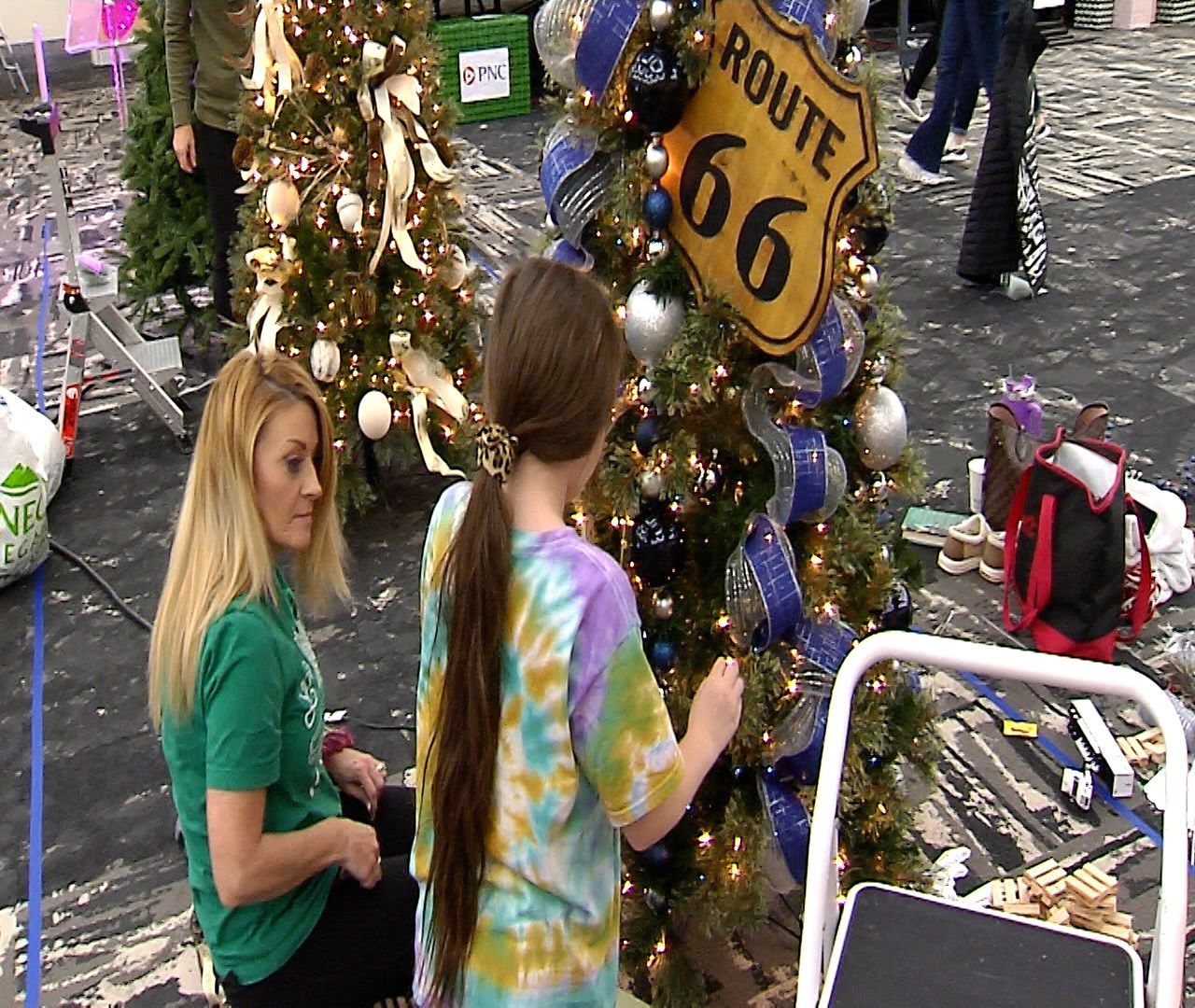 It Takes Strategy to Decorate a Popular Christmas Tree The Last Word